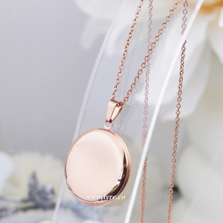 Collar Relicario Dorado Rosa Acero Circular Incluye Fotos y Grabados