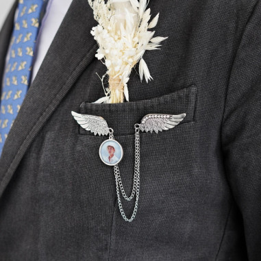 Broche Traje Boda Grado Alas Plateadas Con Foto Personalizable