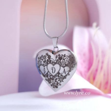 Collar Relicario Corazón Acero Incluye Fotos y Grabado